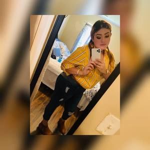 Meet your Posher, Andrea